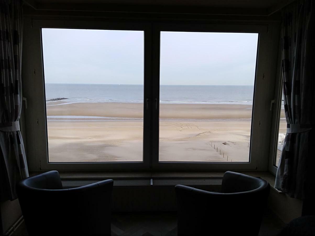 Toplocatie Middelkerke Frontal Sea View Eksteriør bilde
